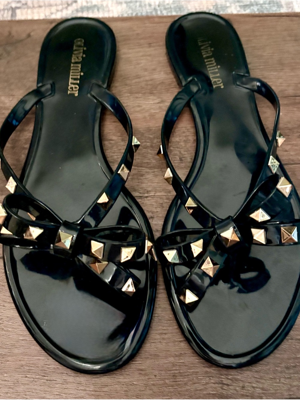 Olivia Miller Black Jelly Bow Sandals with Gold Studs Sz 40 fits 8.5 - Picture 4 of 6
